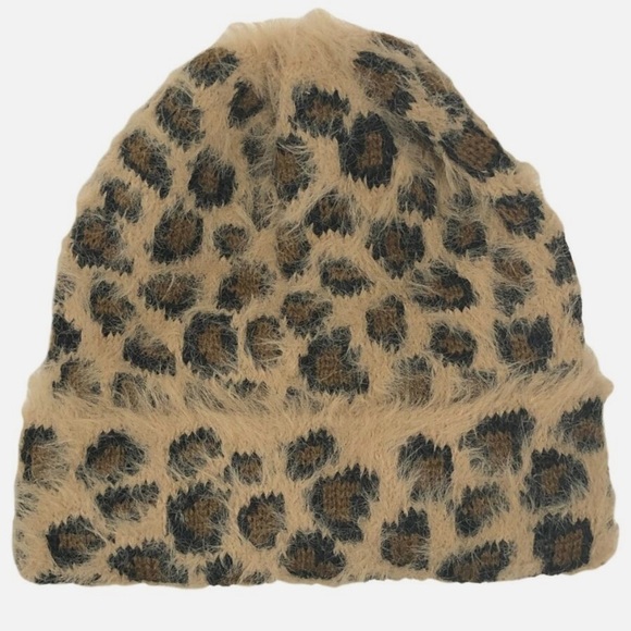 NWT SO WOMEN’S KNITTED FURRY LEOPARD 🐆 BEANIE HAT, OS, BNWT - Picture 2 of 7